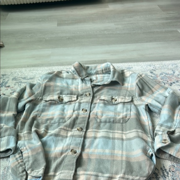 American Eagle Outfitters Tops - American Eagle Plaid Shirt in Blue and Tan size small